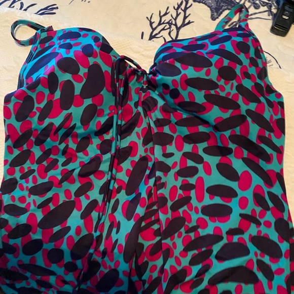 Victoria Secrets Vintage - Picture 9 of 9